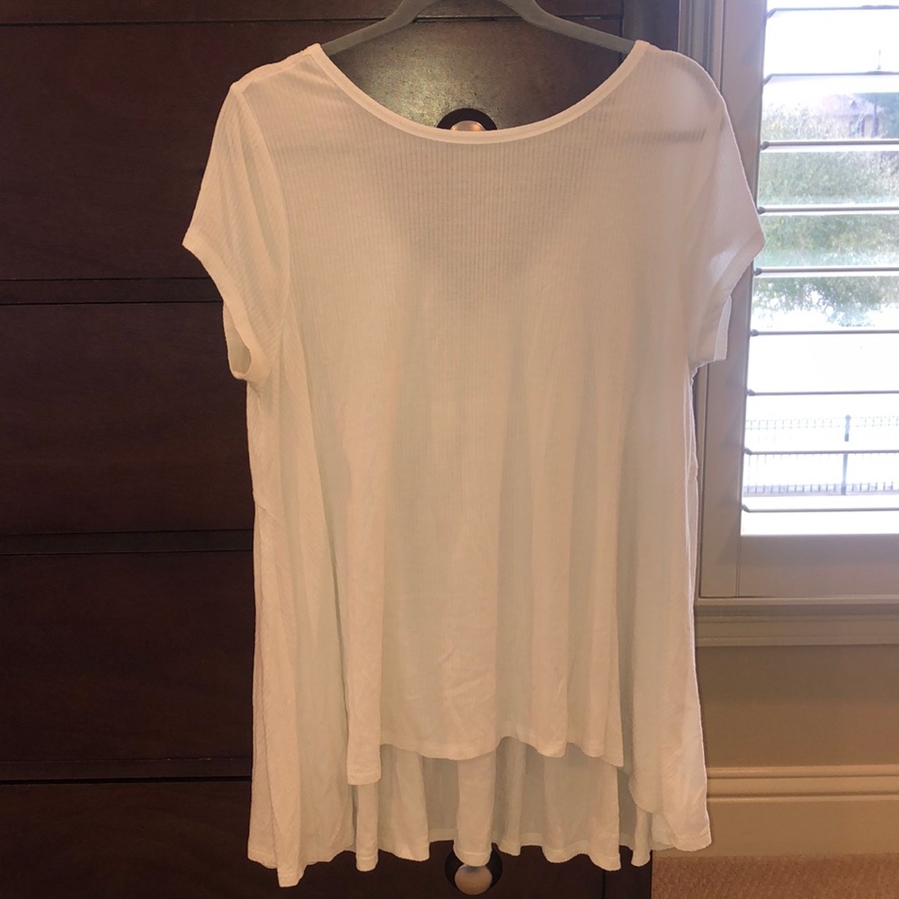 BOUTIQUE white ribbed tee